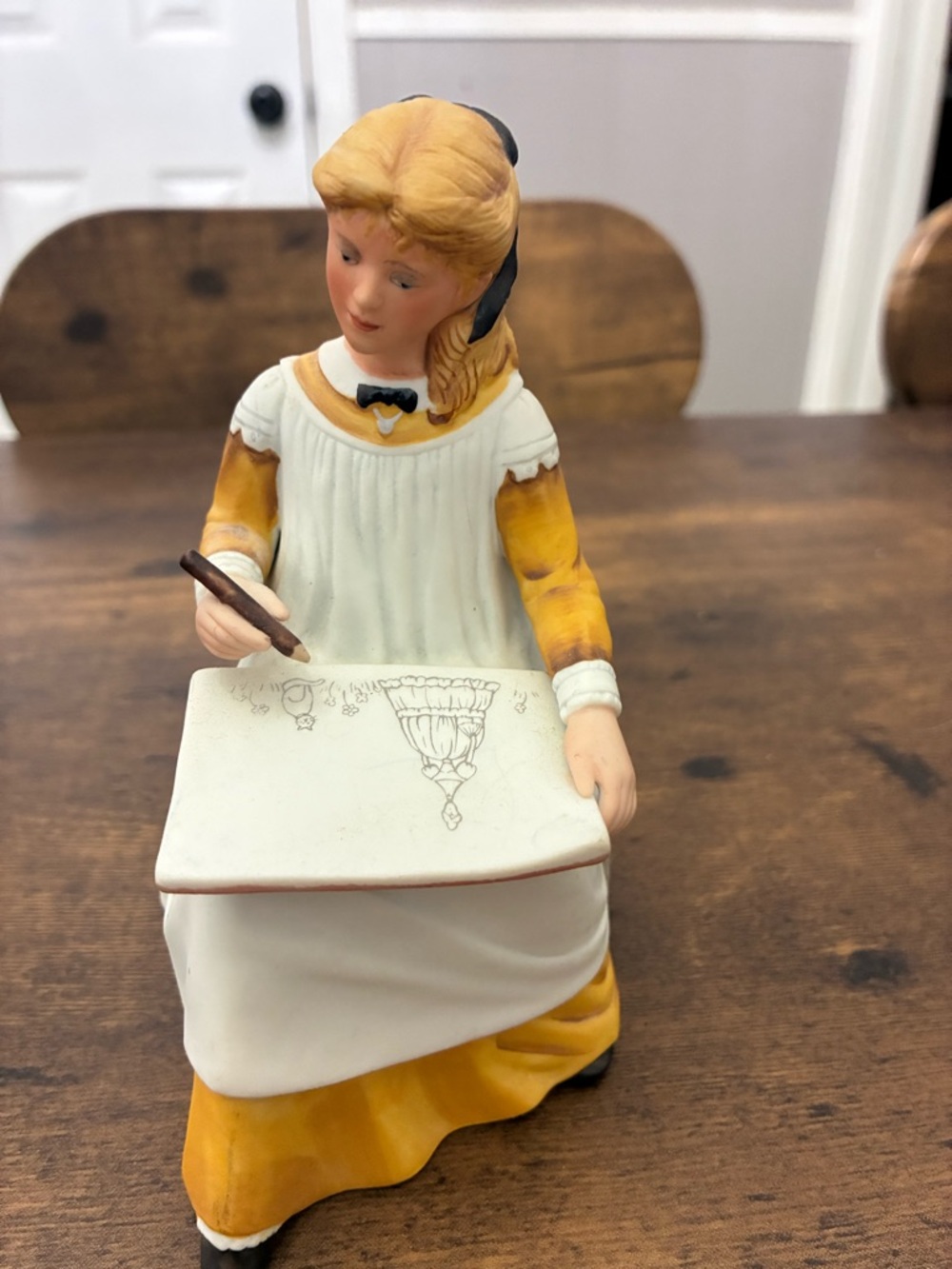 Vintage Amy from Little Women Figurine - Picture 2 of 12